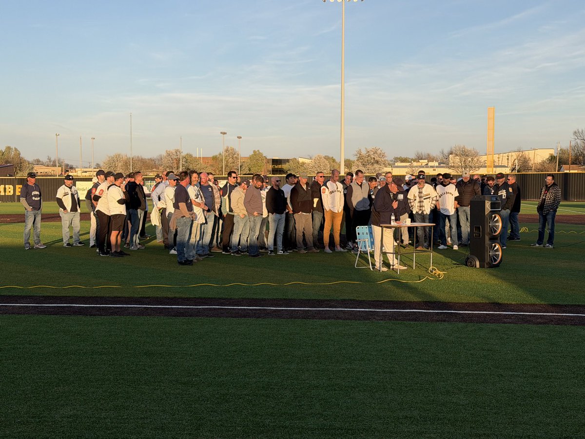 Shane Hawk tweet media