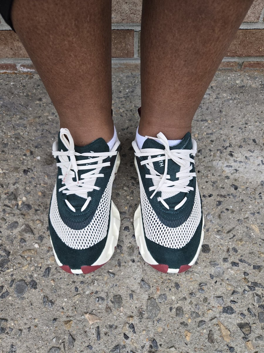 trudyspeaks's tweet image. 👟: Kith for OC K-Tech 2 'Spirulina/ Barley'
#kotd #kith #oncloud #oc #kithandkin #unds #unboxedapp 
@kith @RonnieFieg @on_running