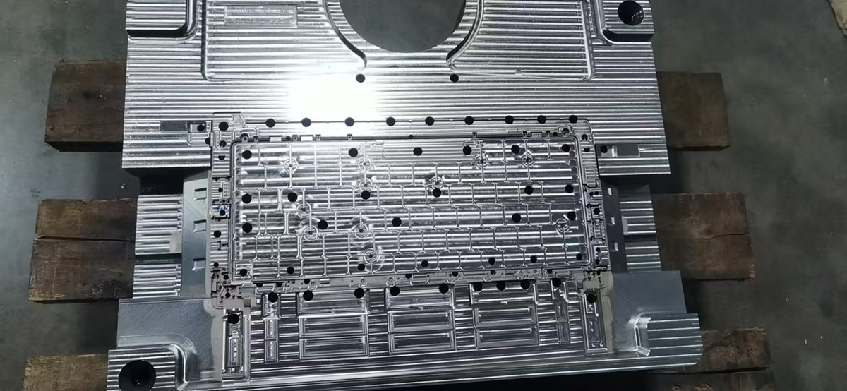 taidexingmould's tweet image. TDX Precision Molds: Lightweight, durable aluminum die-cast parts for industrial use. Precision-crafted, long-lasting performance. DM us!
#AluminumDieCasting #LightweightParts #IndustrialPrecision #TDXMolds