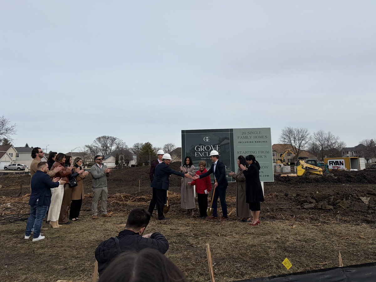 Village Addison tweet media