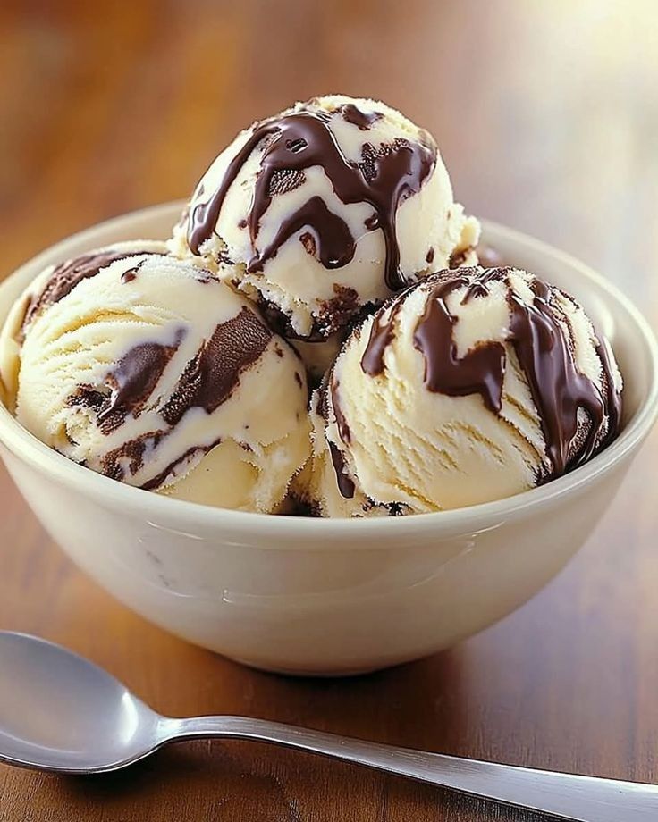 FOod CrUsh tweet media