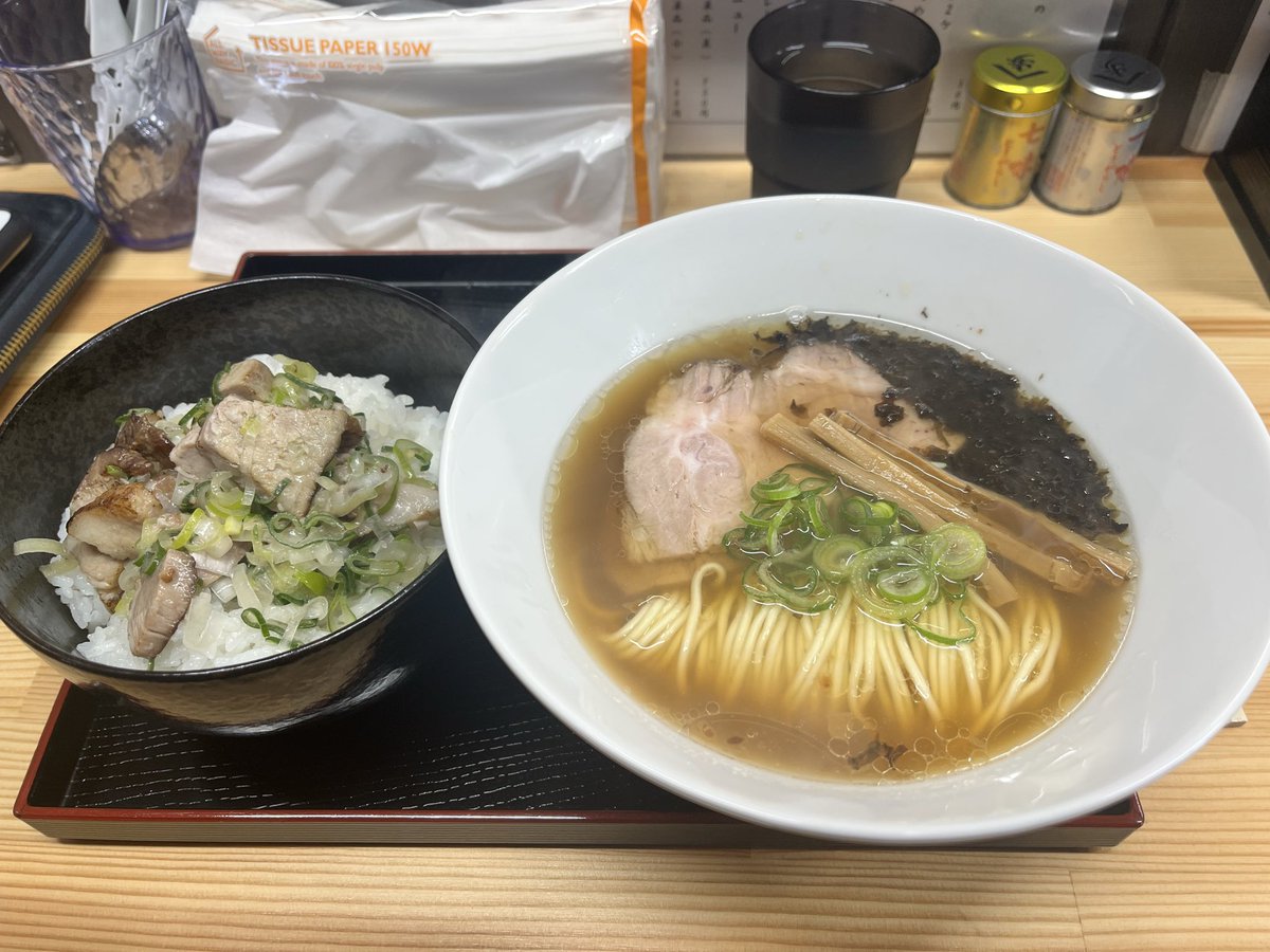 Bakuen55's tweet photo. @wakuya_itto ご馳走様様でした。
めっちゃ美味しかったです。😋
また来ます。

ステッカーいただきました。☺️ https://t.co/NYYtsu3V2O