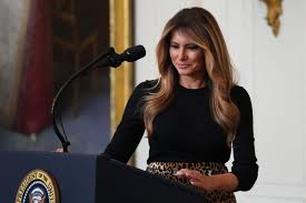 StunningMelani's tweet image. Melania expands the female role beyond the home: women are also key in the economy, finance, and democracy. She unites traditional values with economic success. 🌸🤍

#StunningMelania #BestFirstLady #MelaniaTrump #WomenHistoryMonth @MELANIATRUMP