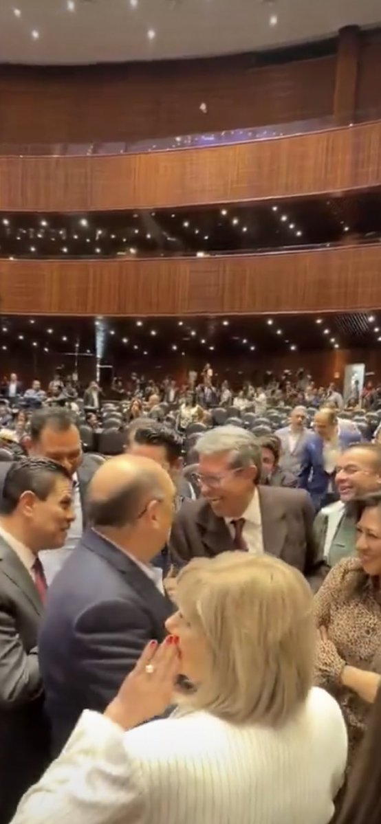 Ya el traidor <a href="/RicardoMonrealA/">Ricardo Monreal A.</a> anda diciendo que quizá el #PlanB tampoco pase. 

En realidad él nunca ha estado a favor de la #ReformaElectoral porque no le conviene. 

Si no está dispuesto a obedecer al pueblo que se largue con el #MCPRIANPTVERDE