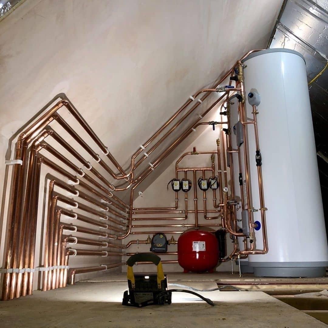 sam.rise tweet media