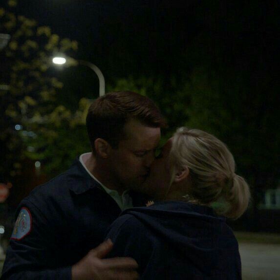 brettxsey tweet media