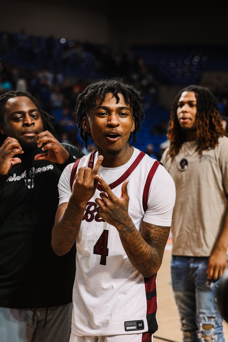 Varsity Vibe | Arkansas tweet media