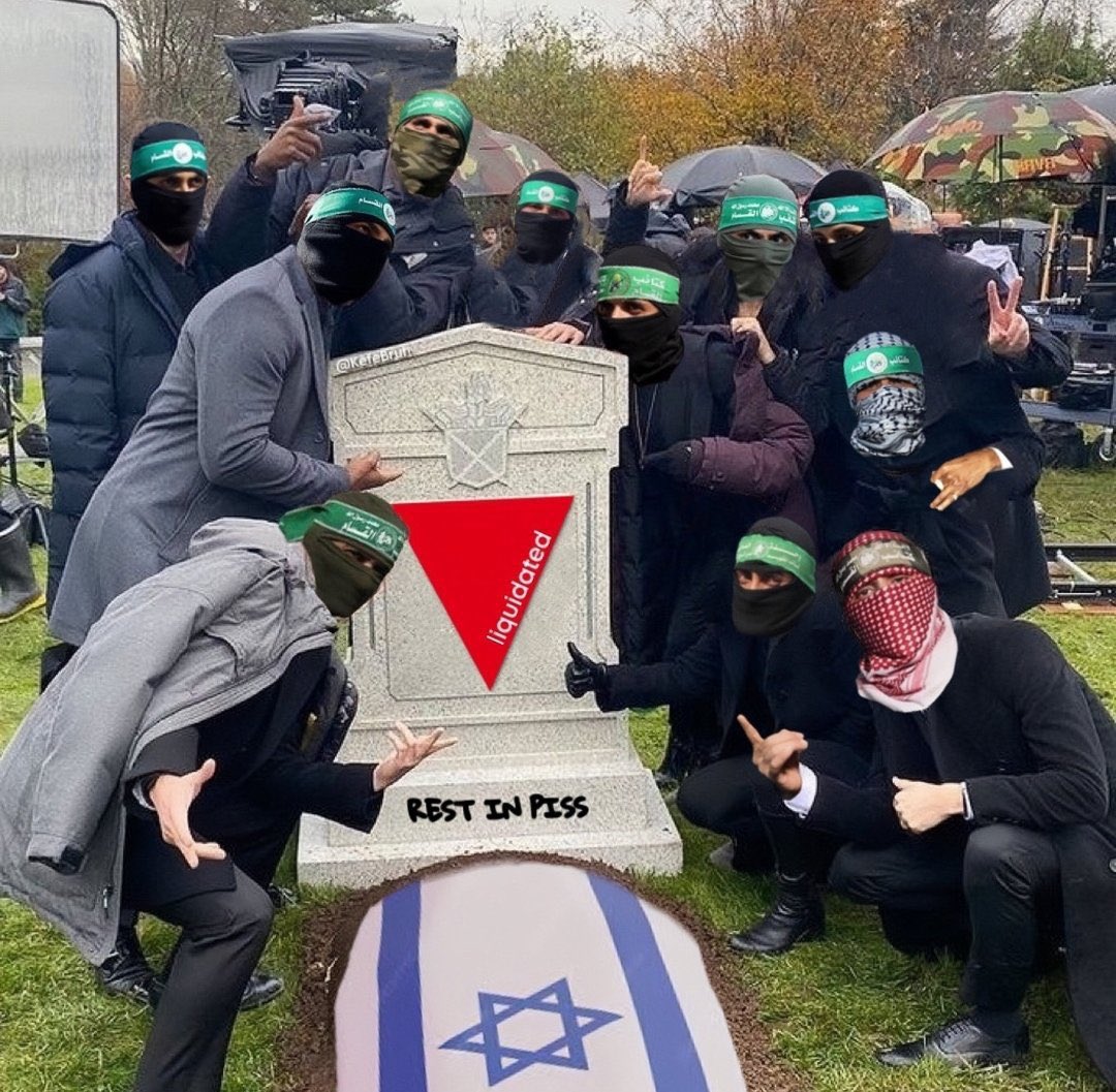 A este terrorista judío le gustaba matar niños, ya no lo hará más. 
Hezbollah le eliminó.