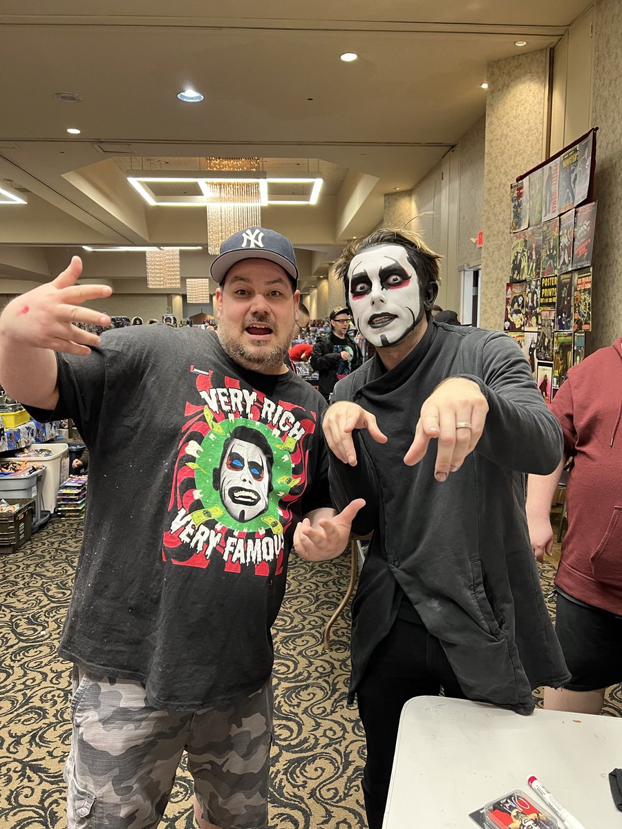 Mike The Cleaner tweet media