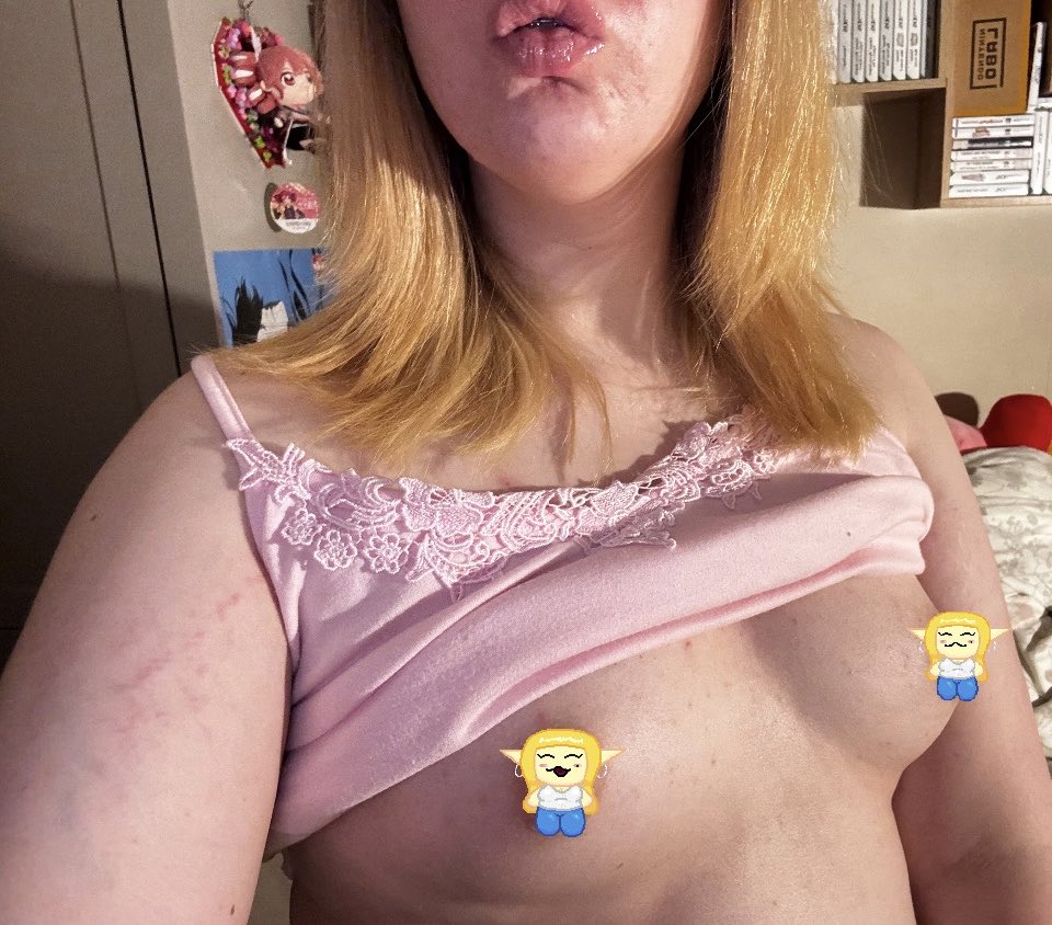 butterballnova's tweet photo. Dumber, bustier, FATTER.

#fatass #fatgirl #bbw #feedism #feedee #feedist #fat #gainingweight #feederism #obesegirl #fatadmirer #ffa #chubby #bimbo https://t.co/HjE2jaiiXN