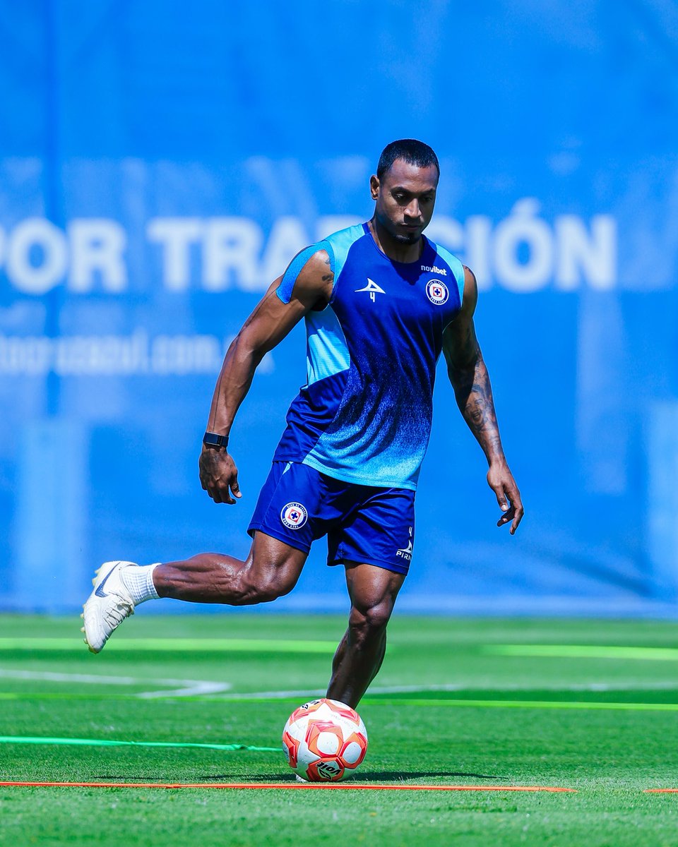 CRUZ AZUL tweet media