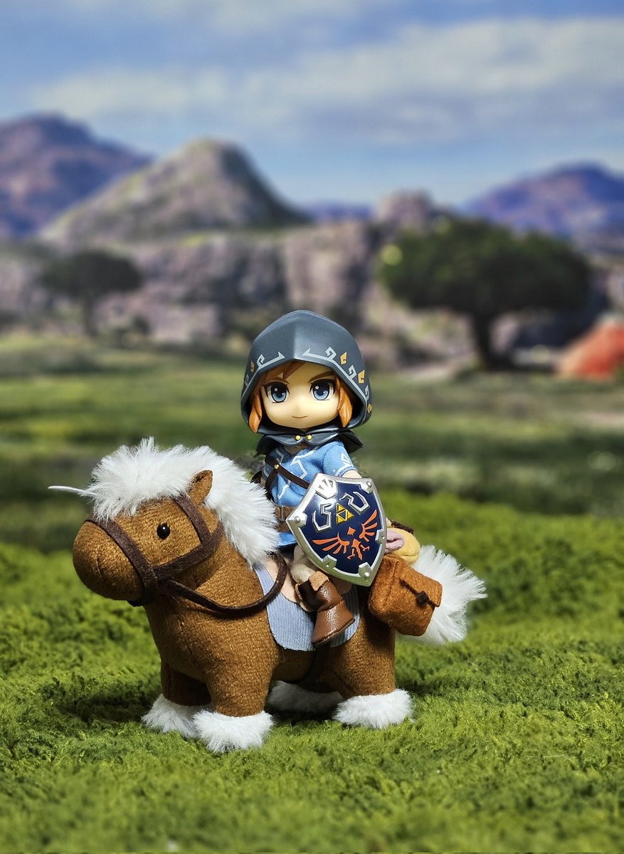 raffnea's tweet photo. 배경지 뽑았다~!!!!

하이랄에서의 늠름 기욤뽀짝 용사
링크 등장~~!!!!!🤣🤣🤣

#zelda #ob11 #nendo #ob11 #젤다 #젤다의전설 #legendofzelda #goodsmilecompany https://t.co/Q29zhjLc33