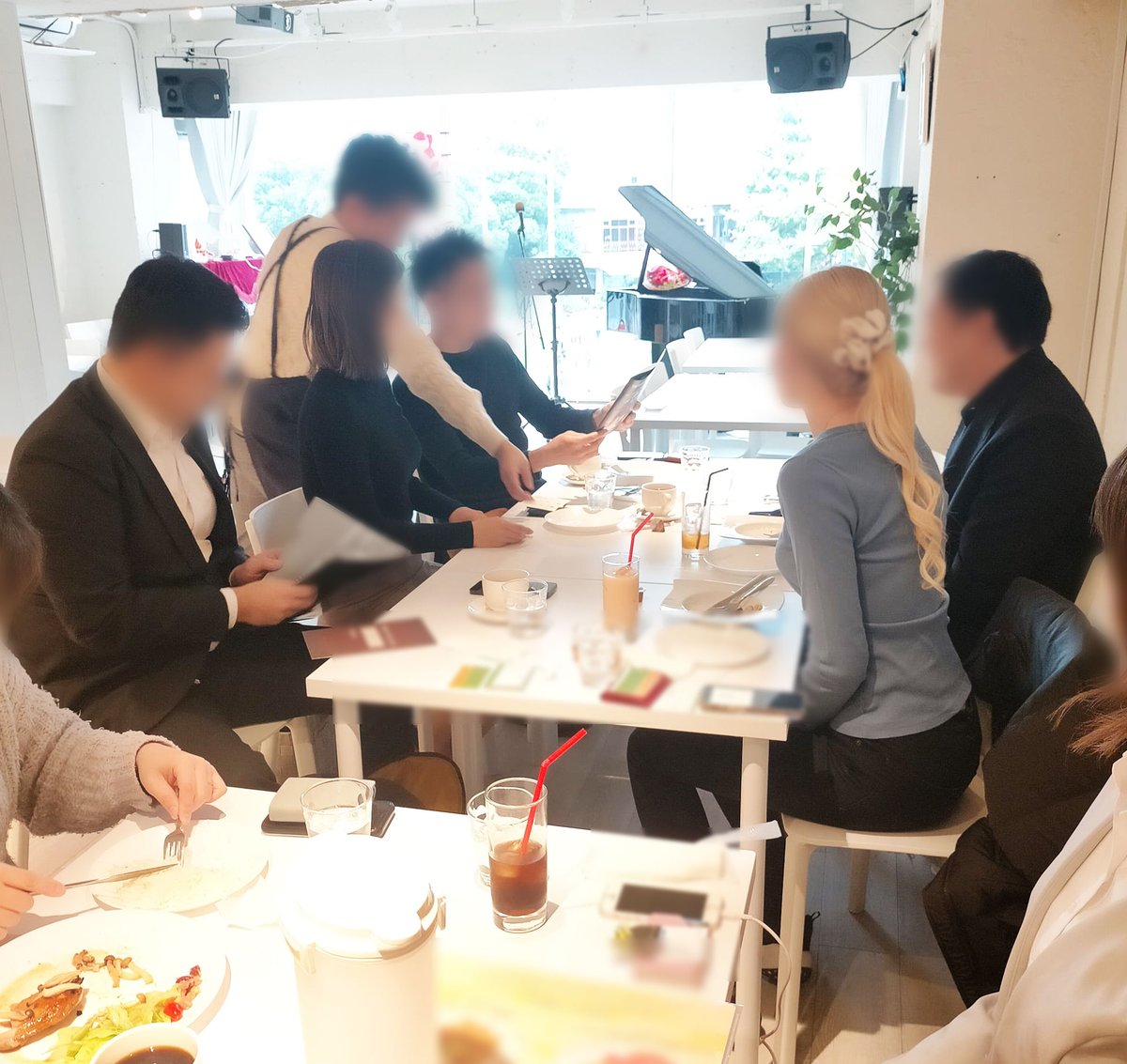 friendlinkjp's tweet photo. AIが導き出した「おもしろい」の正体と、異業種交流会の共通点とは？！

https://t.co/MbVy0gFJJC

#2001年 #創業 #異業種交流会 #交流会 #フレンドリンク #起業 #経営者 #インタビュー #体験記 #1UPコラム 

#AI #おもしろい　#共通点

https://t.co/qRVFdDJrhn https://t.co/W8nivCTIIJ