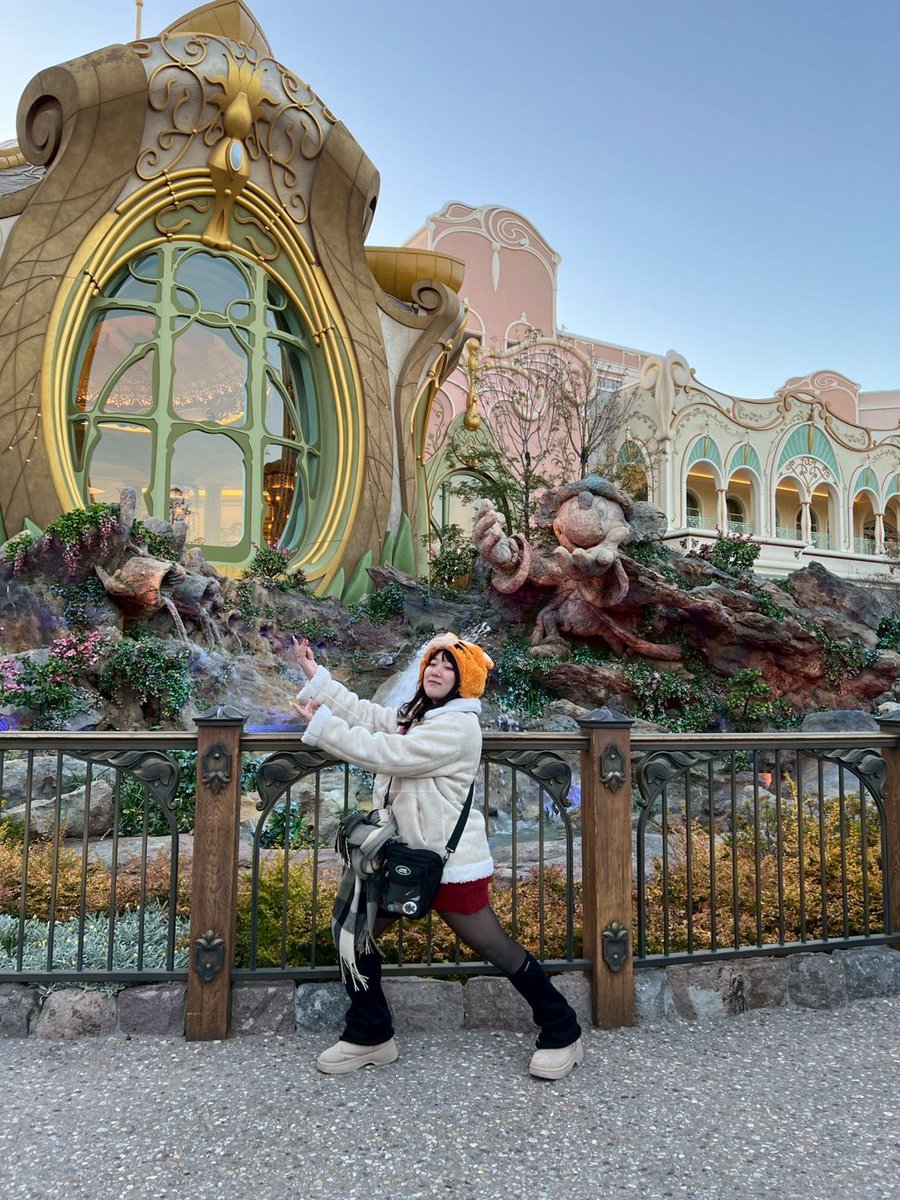 生まれたりーーーー❕❕
ついに24さいです❕🥹やべぇぜ、、、

来週にはDDから卒業してしまいますが、寂しいお別れにするつもりはなくて、24歳をいいスタートにするためにこれまで出会ってきただーいすきなみんなの顔を見て楽しい旅たちにするつもりです🤩絶対に待ってるからね❕よろぴく❕