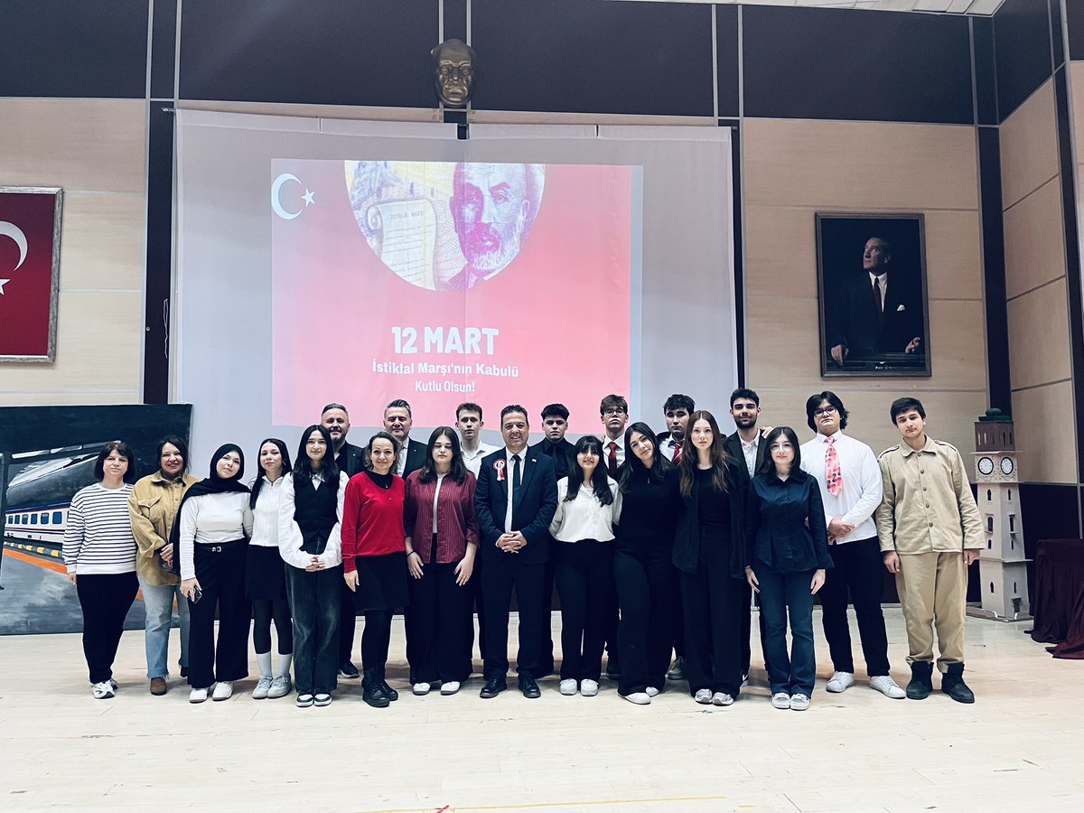 bal_lise1885's tweet photo. 🇹🇷 12 Mart İstiklâl Marşı’nın Kabulü
Okulumuz konferans salonunda, 12 Mart 1921’de TBMM’de kabul edilen İstiklâl Marşımızın yıl dönümü dolayısıyla anlamlı bir program gerçekleştirdik.
#İstiklalMarşı #12Mart #MehmetAkifErsoy #BalıkesirLisesi https://t.co/NXqgbelwQS