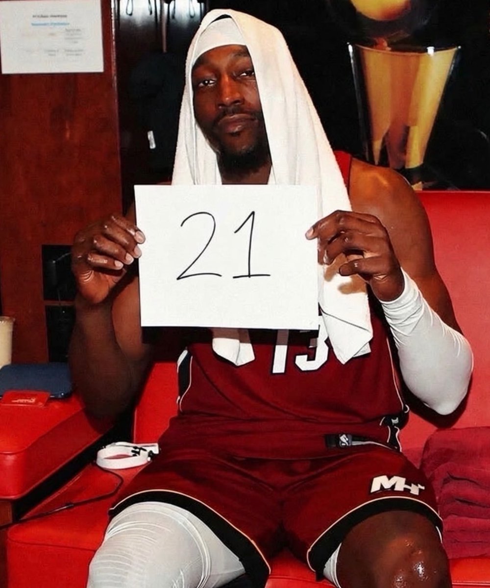 PrizePicks's tweet photo. Bam tonight:
6-20 FG
0-5 3PT
9-13 FTs

bro was hungover from 83 😭 https://t.co/EwuYyCQY4t