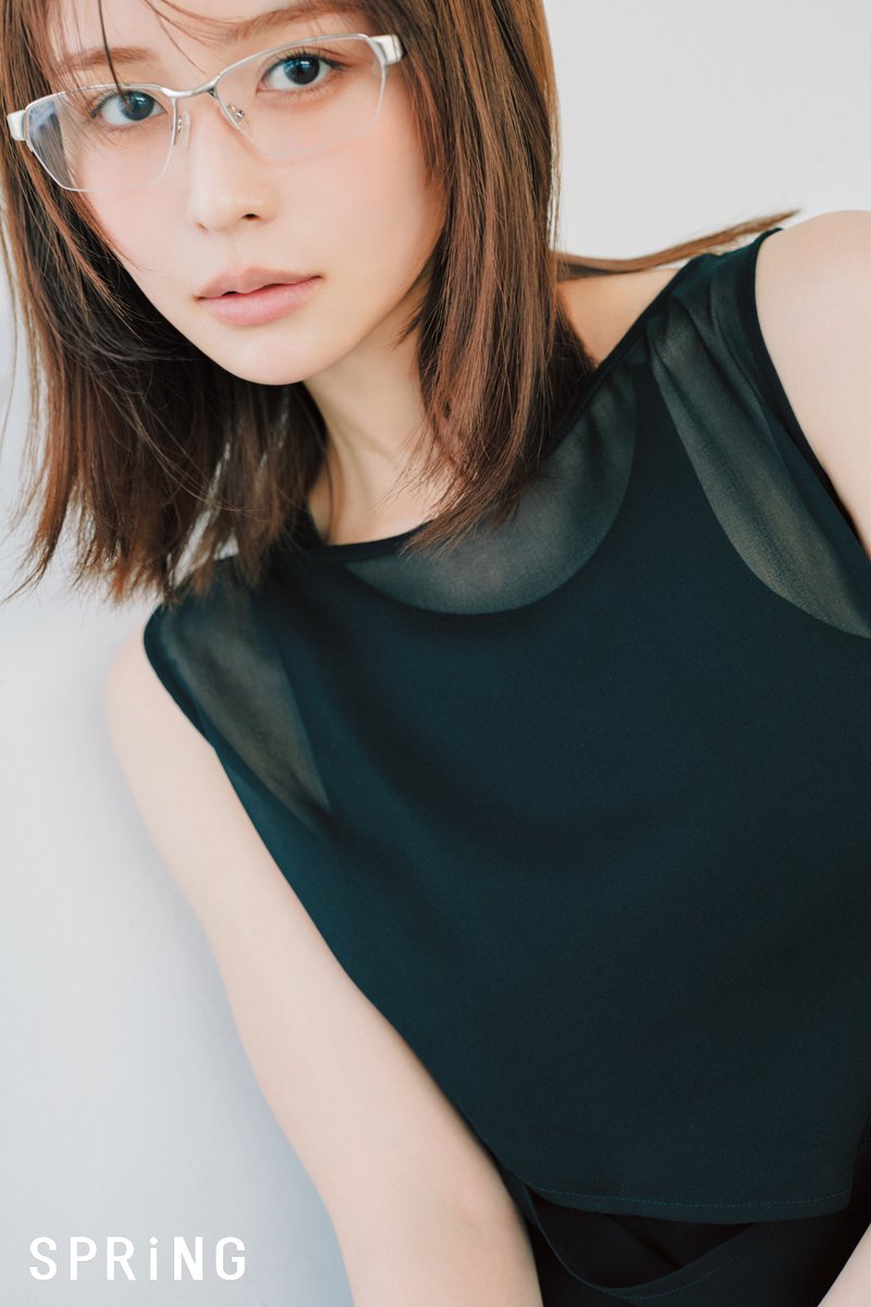 27歳・長濱ねる『SPRiNG』表紙＆誌面で ハンサムな女性に❗️ 年齢重ね