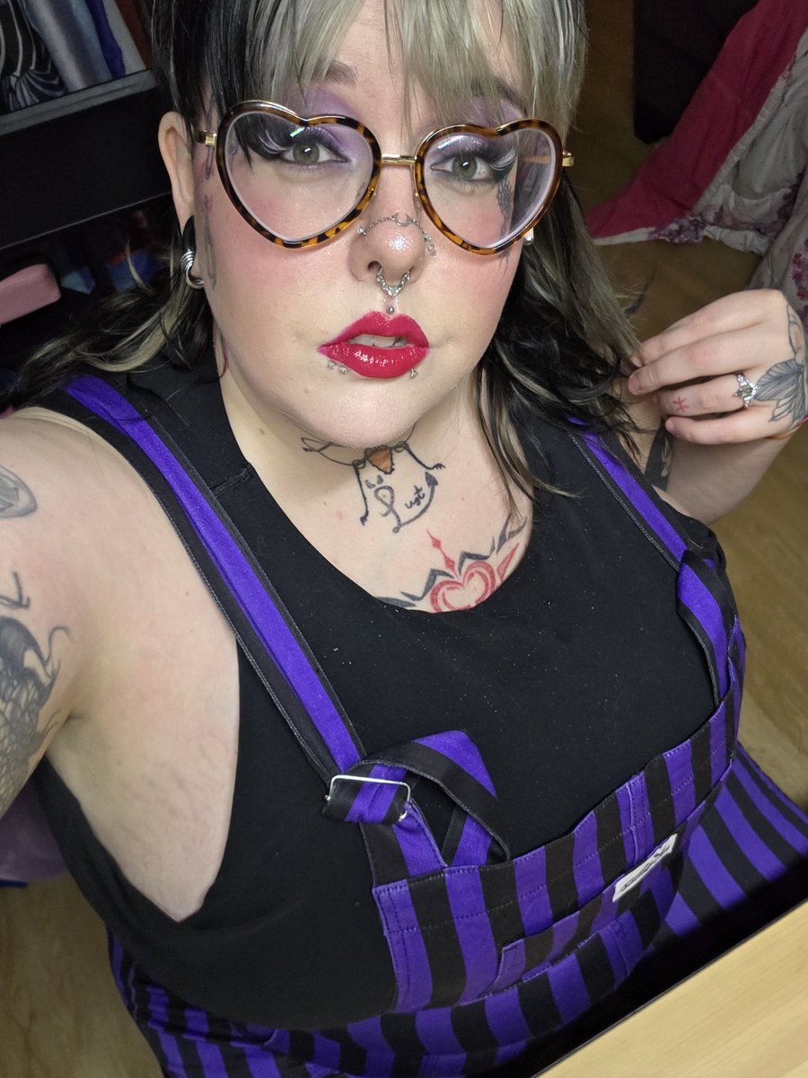 Prettykittykattxo tweet media