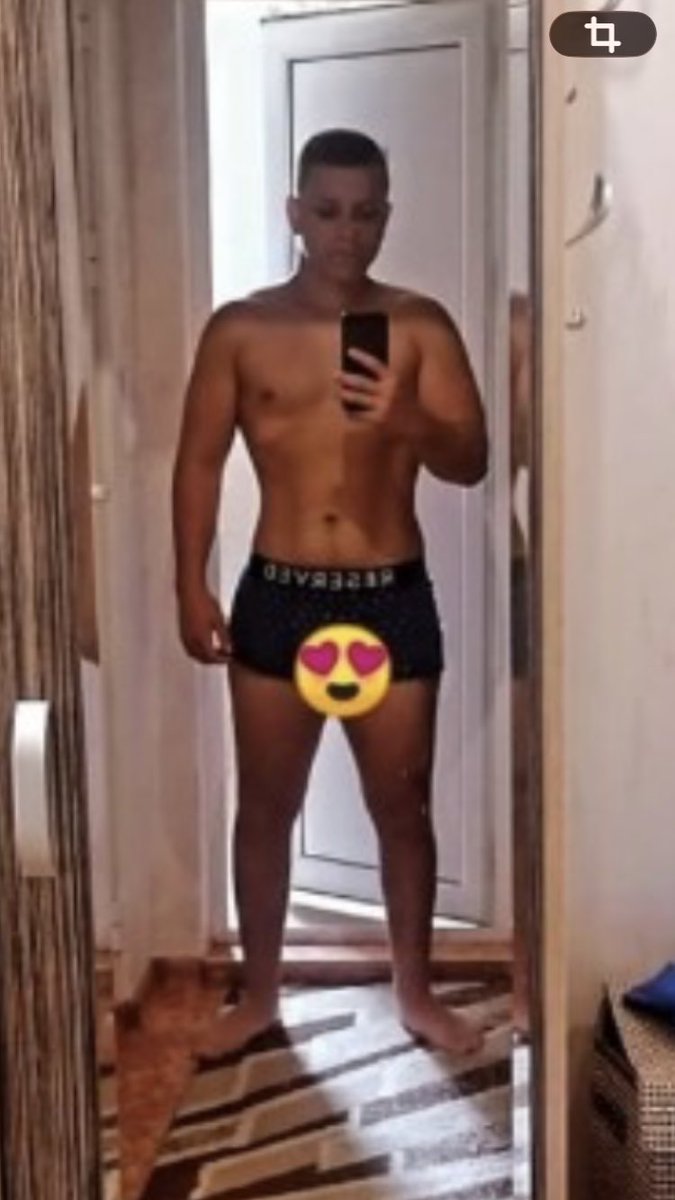 Bulgarian boys 18 tweet media