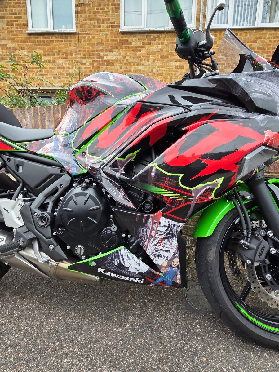 Danielleb9059's tweet photo. Got my bike wrapped finally, horror themed 🔪 https://t.co/rw7mrVqTsx