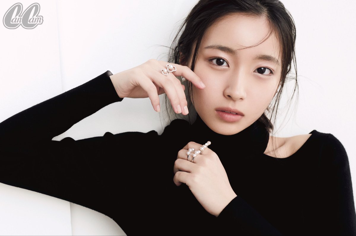 hinatazaka46's tweet photo. #大野愛実 が『CanCam』専属モデルに決定いたしました🦀🎉
3月23日(月)発売
『CanCam』5月号より登場いたします📸
ぜひお楽しみに🩵
https://t.co/Uia1cpi6Yg
#CanCam
#日向坂46 https://t.co/mmChu3WSDR