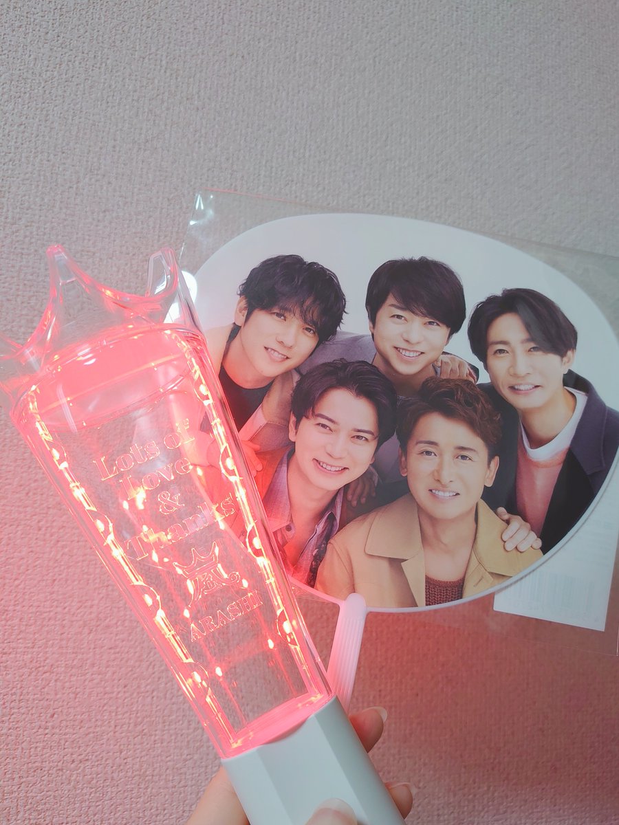 star_tormenta's tweet photo. 今日からいよいよ嵐ツアースタート…！
札幌参戦のみなさま思いっきり楽しんでください✨私も来月会えるんだなぁと今からドキドキしてます…！ https://t.co/S9pxR1HTg2