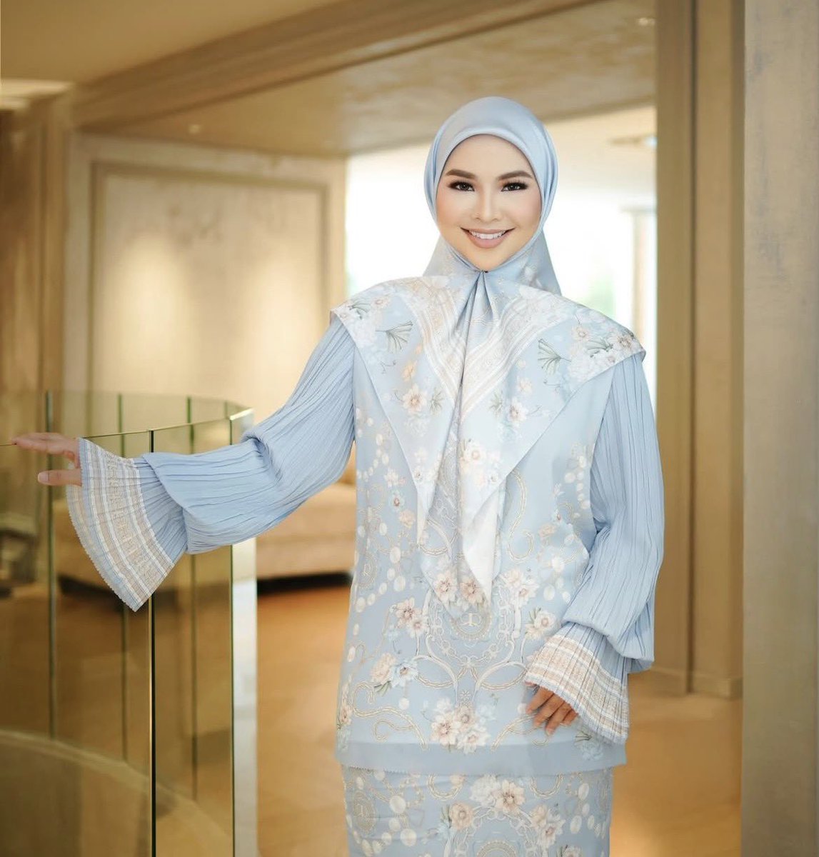 🚨| Aina Abdul’s BIGGEST streaming day on Spotify in 2026:

Mar 11: +98,977 (NEW)
Mar 10: +96,537
Mar 9: +91,957
Mar 8: +82,108 

#TheOneAndOnlyAinaAbdul