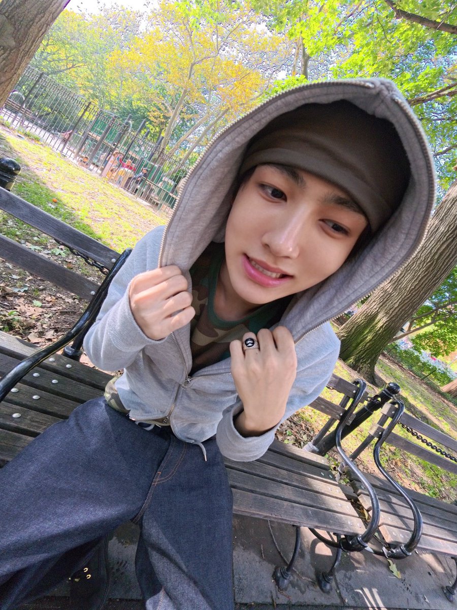 seonghyeon pics tweet media