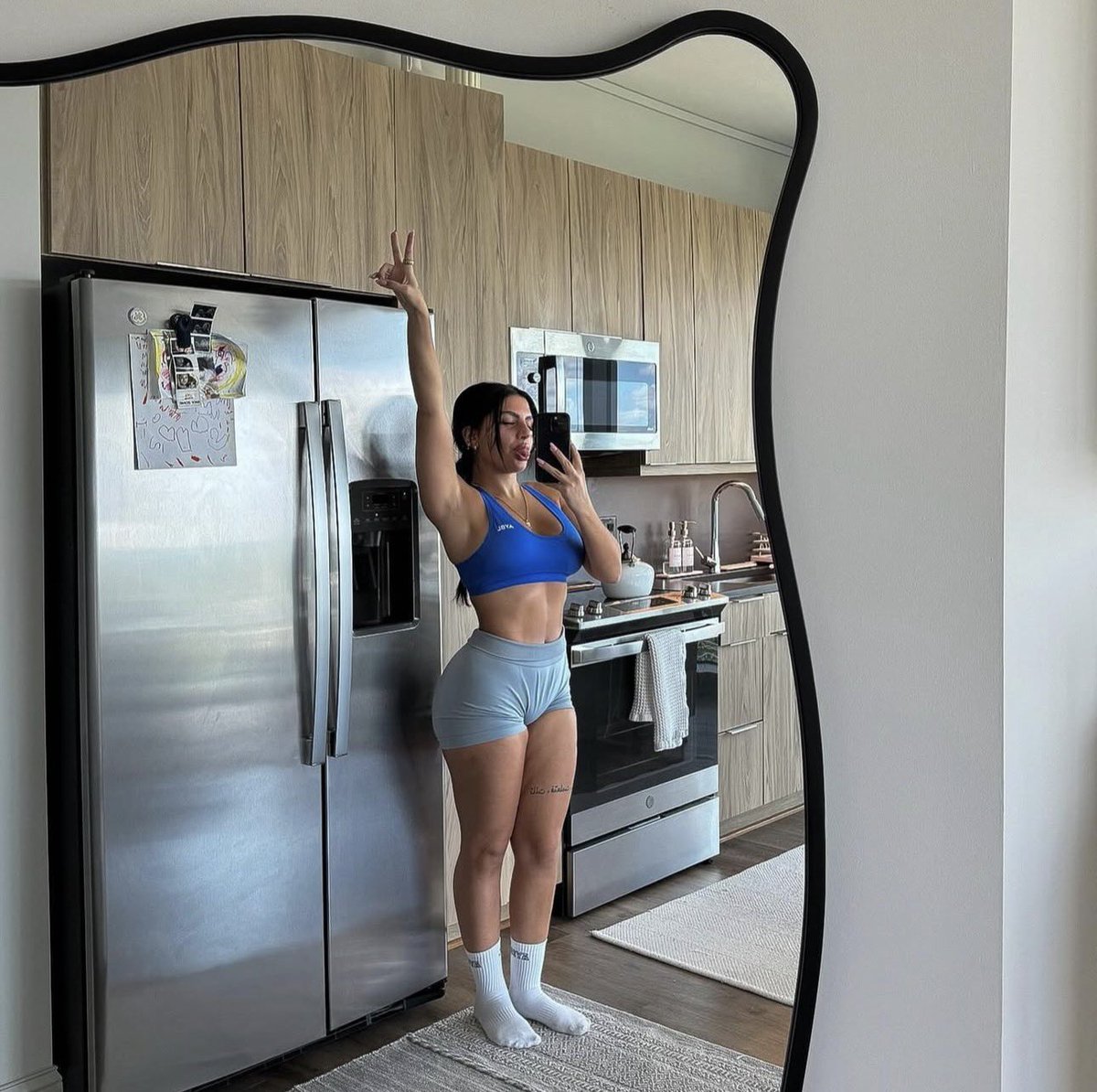 Huda Mustafa Hourly tweet media