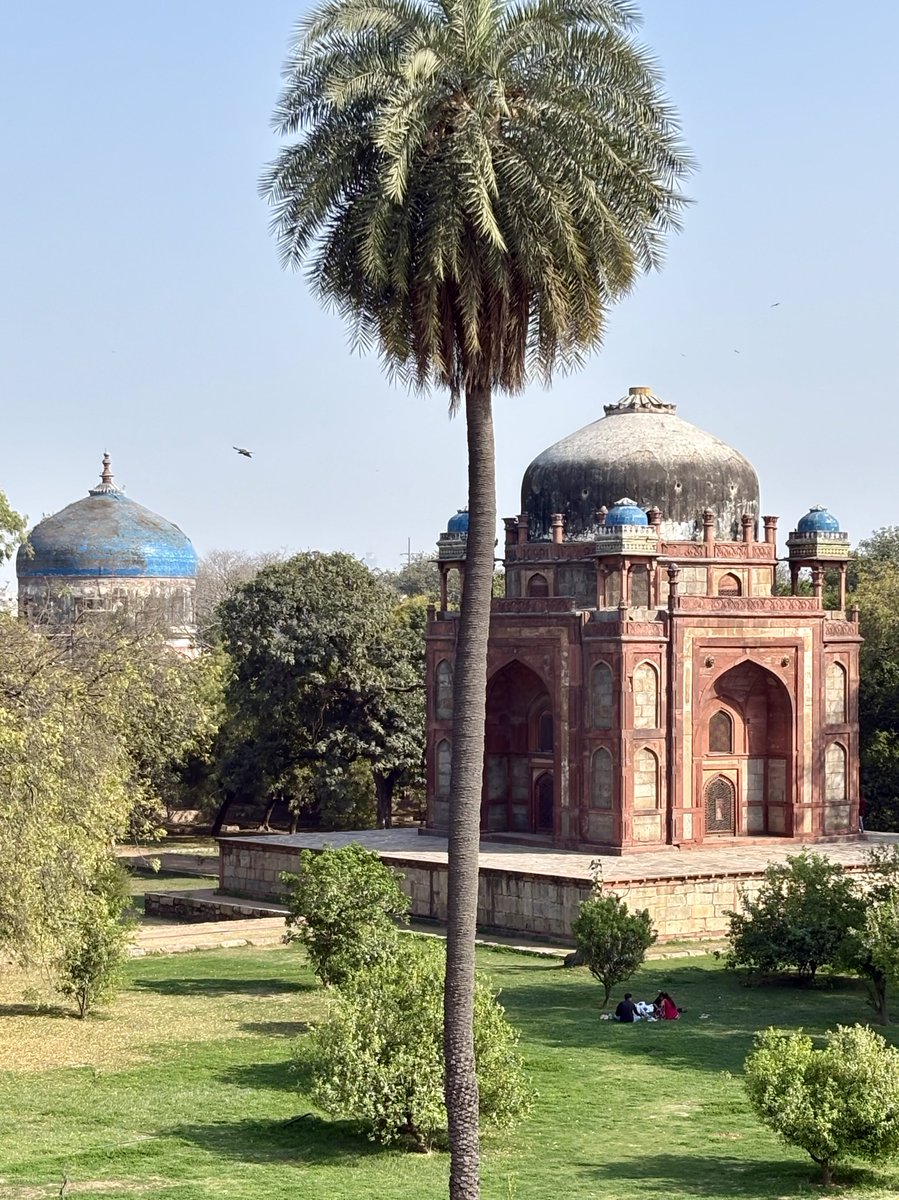 Ira Mukhoty tweet media