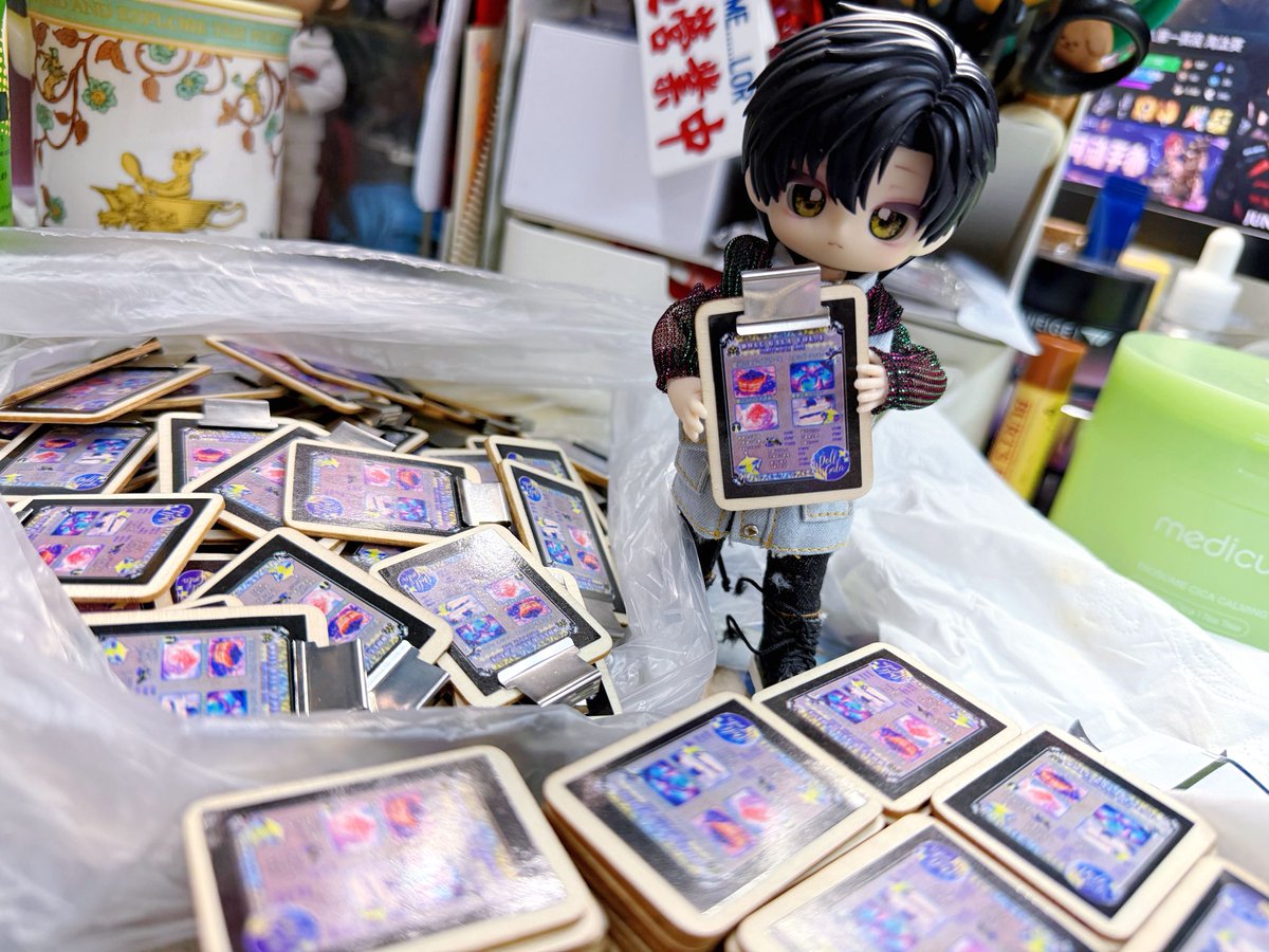 DollGalaHK's tweet photo. Doll Gala HK Vol.4~OB11 &amp; 1/12 Scale Only Event

謝謝各位將會參加3月15日的小型娃聚，每位來臨的娃親都會有入場小禮物一份唷～
今次的小禮品是���們自己特別訂製的Doll Gala會場限定版，小禮物數量有限，先到先得～希望大家和孩子們都能在Doll Gala感受到快樂的氣氛～🎉

#ob11 #obitsu11 #12scale https://t.co/zwybjxX3VR