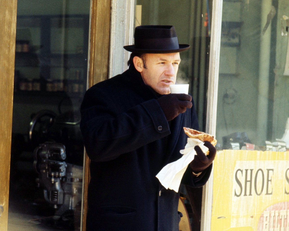 LeJezza_'s tweet photo. Vu French Connection de William Friedkin.
Un film essentiellement fait de filatures et poursuites mais qui est habité d'une véritable tension, avec des pics d'intensité remarquablement amenés et menés. Le film refuse aussi toute forme d'héroïsme et de catharsis. https://t.co/rQ4qfJxJYx