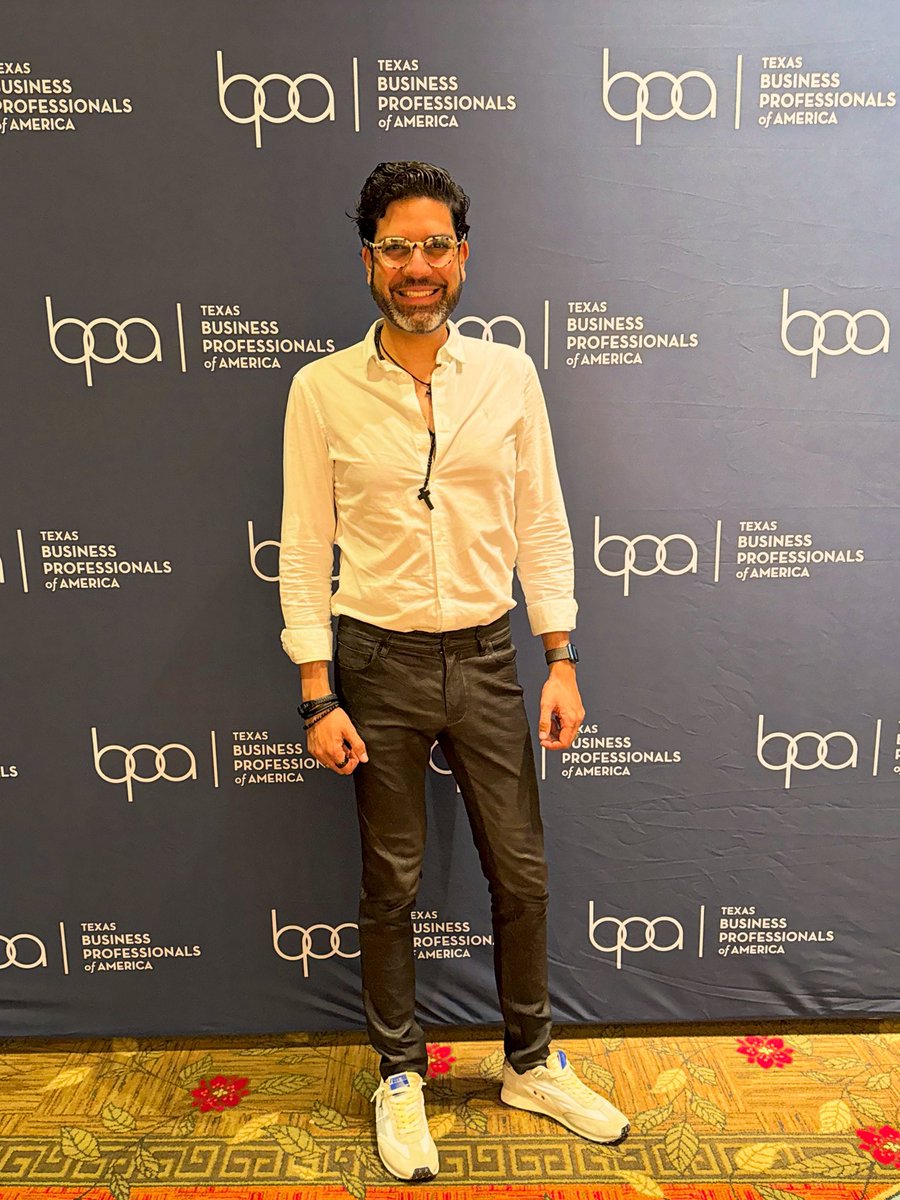 Feliz de viajar a Dallas para dar 3 conferencias en la convención de Business Professionals of America que reúne a los jóvenes líderes y emprendedores más destacados de Texas!!!