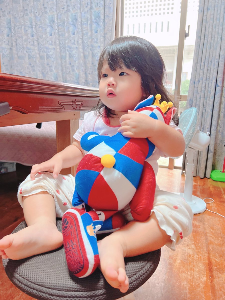 M19910904's tweet photo. GORDY大好きすぎる
ほぼ同じサイズ笑
#GORDYWEEK
 #琉球ゴールデンキングス https://t.co/0LfuuaymX1