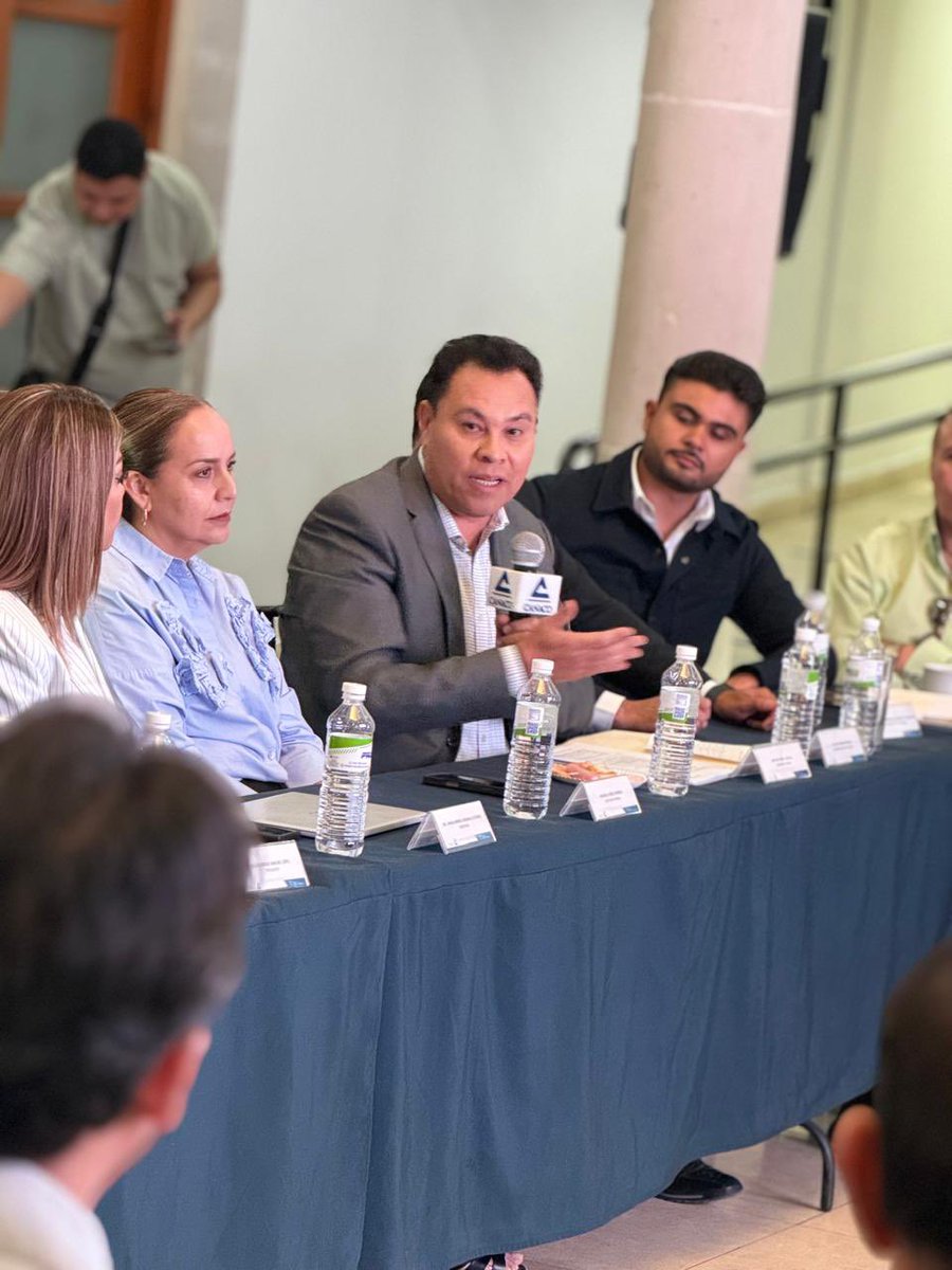 Arturo Yáñez tweet media