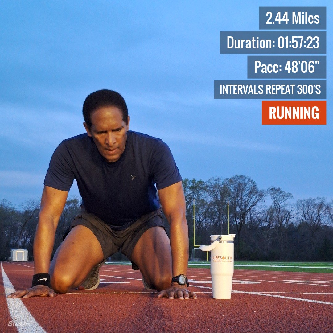 briddell334's tweet image. WHEN LACTIC ACID REMINDS YOU - WHO'S YOUR TRACK DADDY! #MastersTrack #health #runner #TheRelaysAreComing #HIIT #fitness #runnersoftwitter  #PennRelays