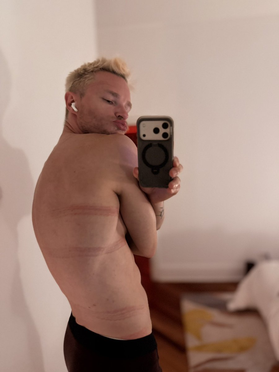 Another Loose Hole ✈️ NYC 4.8-14 tweet media