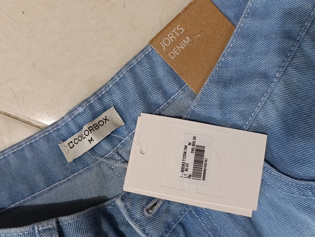 adiosvent's tweet photo. HELP RT‼️

wts jorts colorbox ukuran M

kurang tau size berapa tapi buat liat size chartnya di bawah ya hehe, jual karena salah beli celana jadi 200k aja

dom tangsel
#zonaba #zonauang https://t.co/Snl7XGoV6J