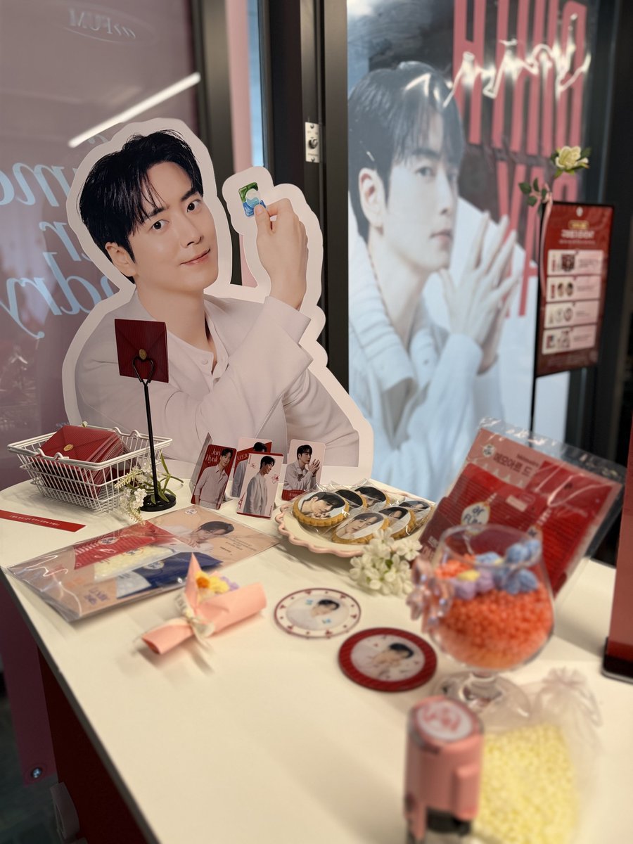 nolifewithoutSR's tweet photo. 아로퓸 x 이준혁
Happy Junhyuk's Day✨️✨️

#HappyJunHyukDay
#イジュニョク #이준혁 https://t.co/z7nfrESGxJ
