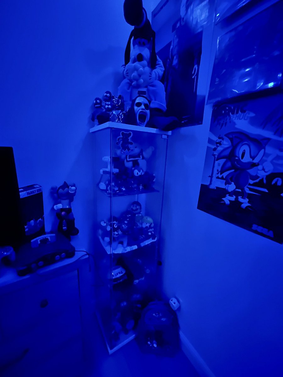 SandwichJWare tweet media