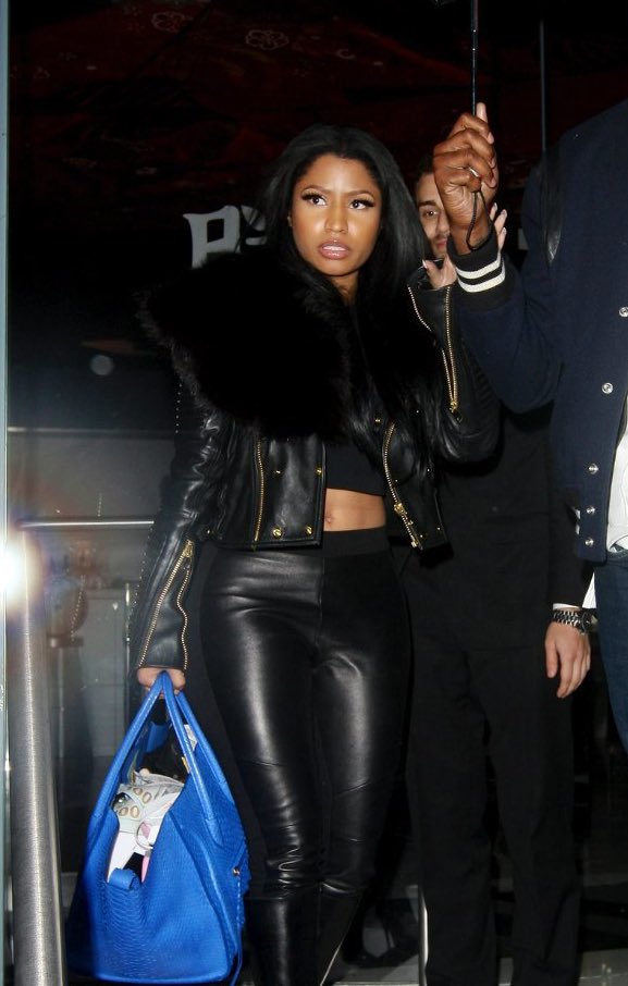 MINAJMEETDAWOO's tweet photo. nicki minaj (2015). https://t.co/B8ZgHRs59m