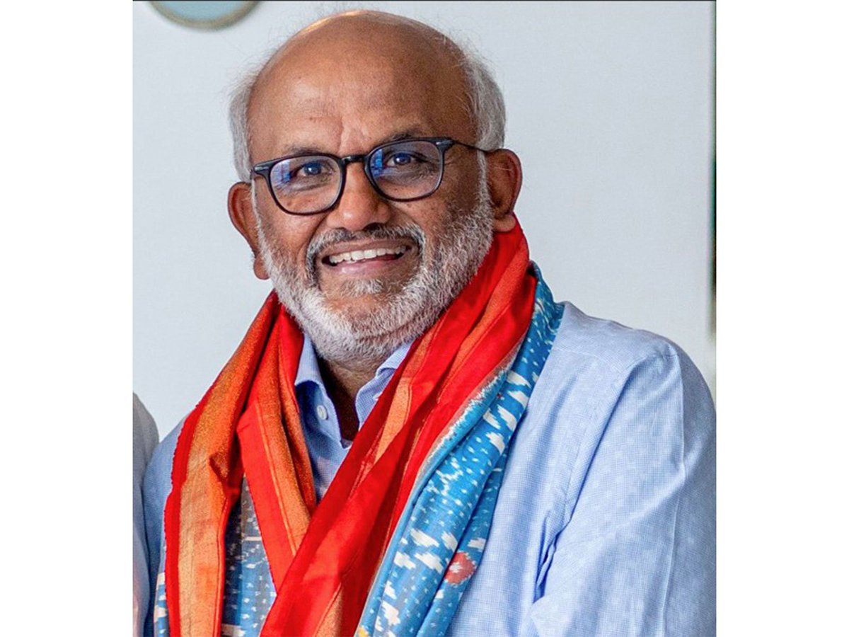 ani_digital's tweet photo. Adobe CEO Shantanu Narayen steps down after successor is appointed, shares fall 7%

Read @ANI Story | https://t.co/pSZE7TTlmB
#ShantanuNarayen #AdobeCEO #AdobeShares https://t.co/WKHnxMIjXb