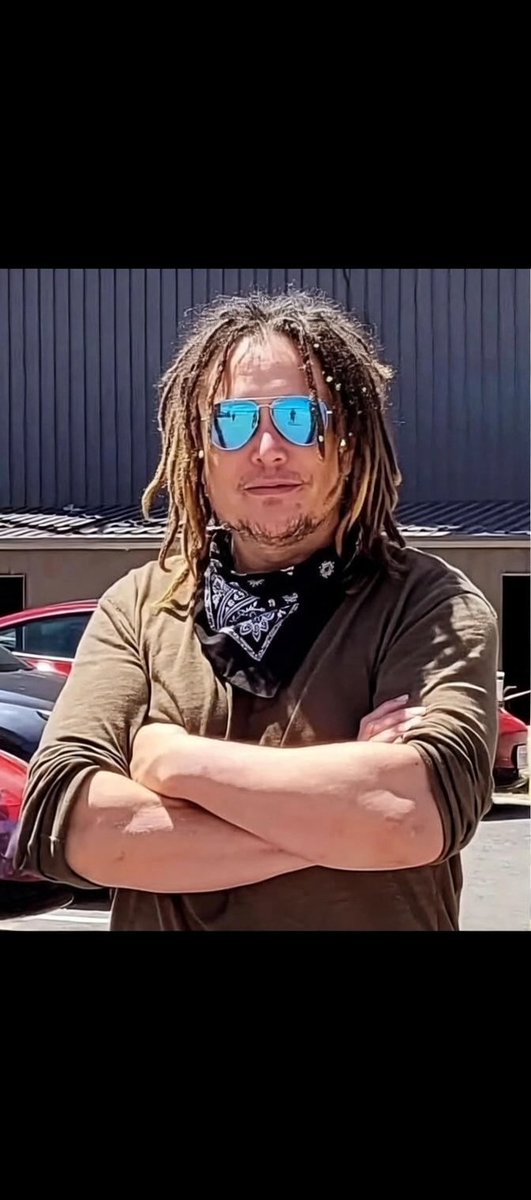 StarshipNol73's tweet photo. Grok some dreads 😆 https://t.co/soBeyGO3MC