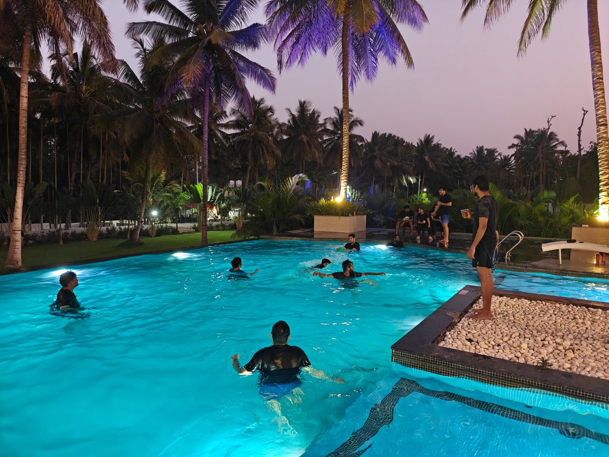 FacetsCloud's tweet photo. work hard, play harder!  the  team recently headed to diamond_pavilion_by_jade for an incredible offsite. from cricket, football, and billiards to pool sessions and a vibrant holi celebration—the energy was unmatched!   we capped it all off with a bbq evening full of music, dance, and laughter. stronger_together!  

 #LifeAtFacets #TeamBonding #CompanyCulture #Offsite #TeamRetreat