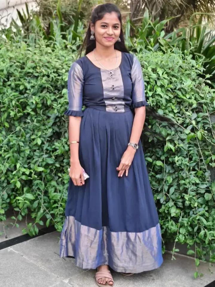 AbinayaAk3190's tweet image. எப்போதும் அச்சத்தில் இருப்பதை விட, ஒருமுறை ஆபத்தைச் சந்திப்பதே சிறந்தது! மனிதனின் உண்மையான அடையாளம் அவனது மன ஆற்றலே  அவனது பெரும் சொத்து! 💪✨

Don't live in fear; face the challenge! Your mental power is your ultimate wealth. ⚡️

Good morning 🌞 

#MindPower #StayStrong
#AK