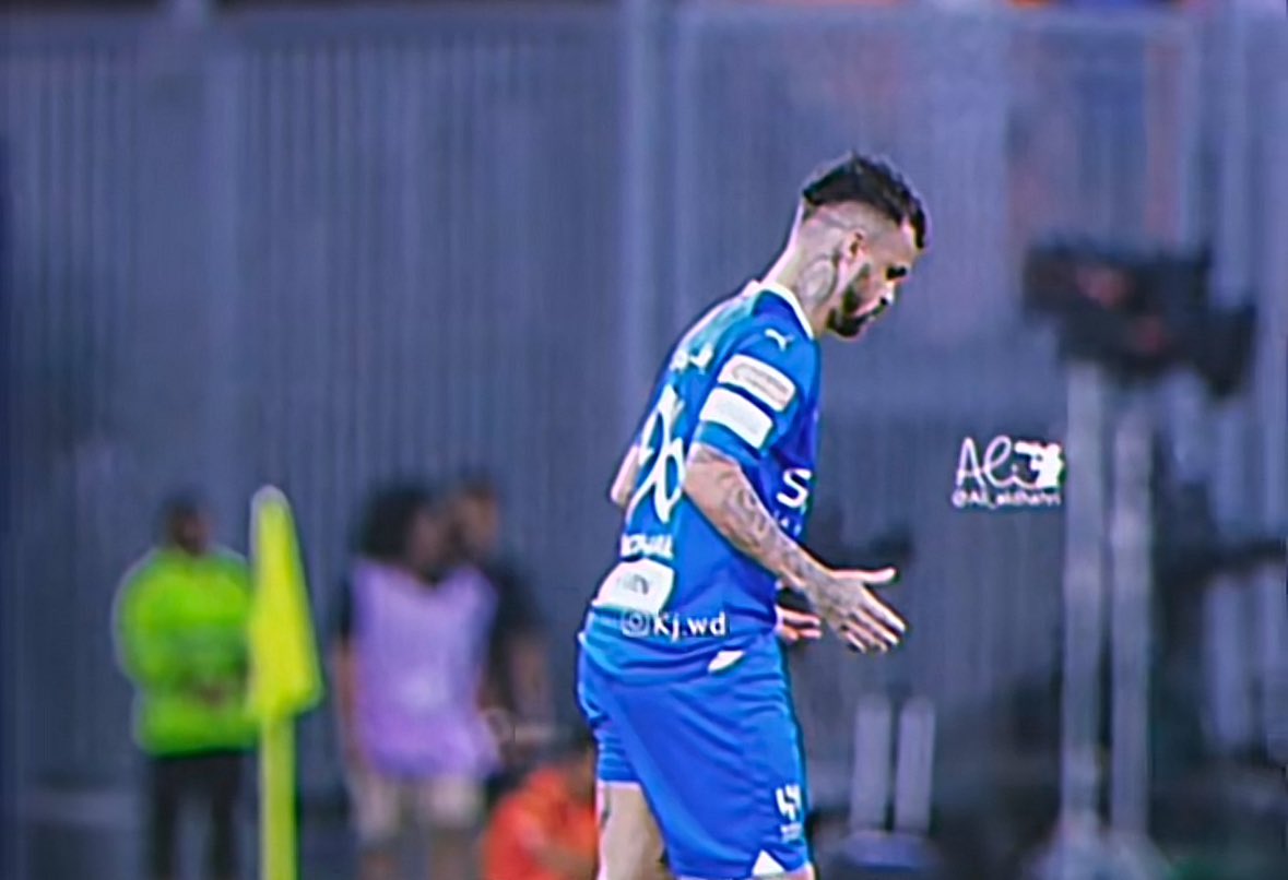 نيفيزه tweet media