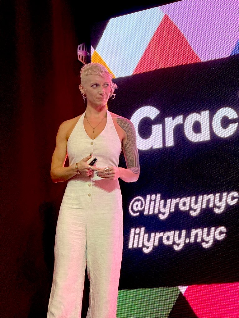 Lily Ray 😏 tweet media