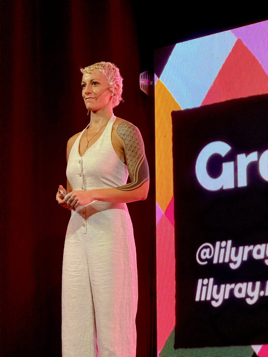 Lily Ray 😏 tweet media