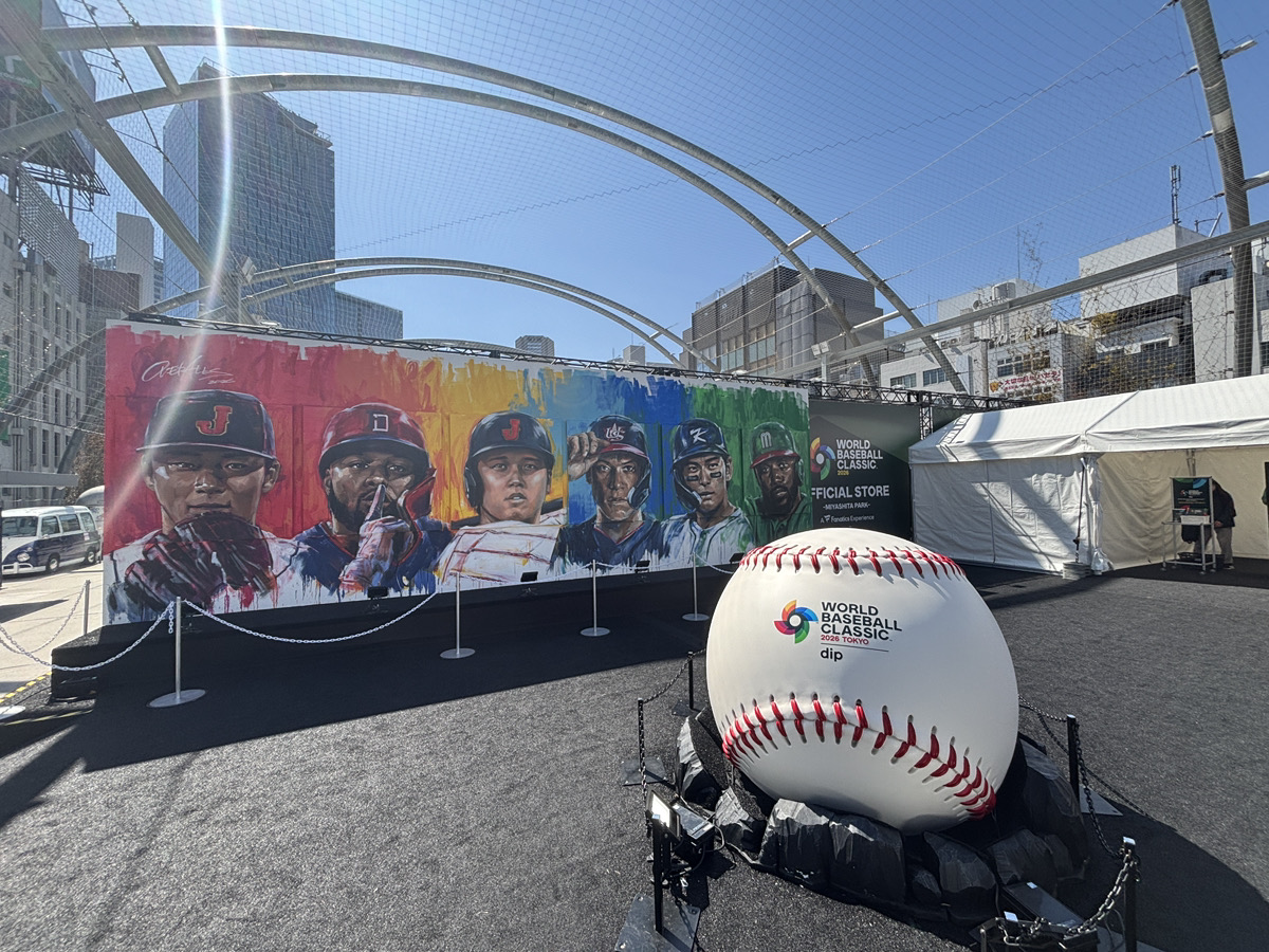 COLORWORKS_16's tweet photo. 世界一の称号をかけたWBCが盛り上がっている中、その興奮を球場以外でも感じられるスポットが渋谷の MIYASHITA PARK に誕生！
今回のブログでは私たちとも縁の深いアートカンパニーOVERALLSさんによる、圧巻のライブペインティングプロジェクトをご紹介！

COLORWORKS BLOG
https://t.co/tbWxS7viAe https://t.co/pbja104pye