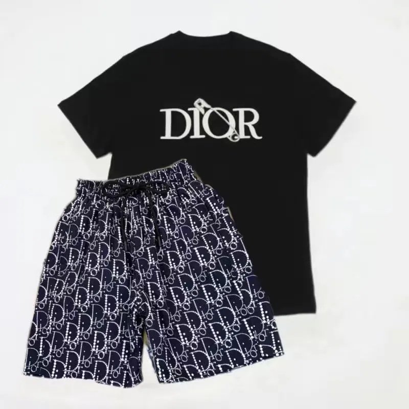 Carolyn680011's tweet image. 🥰Reps Designer Kids Letter Print Short-Sleeved T-Shirt Shorts Two-Piece Set

💰💕Price: US$18.25👉is.gd/GctCqR😘Style: Fashion
#twopieceset #dior #fashion #repsclothing #onlineshopping